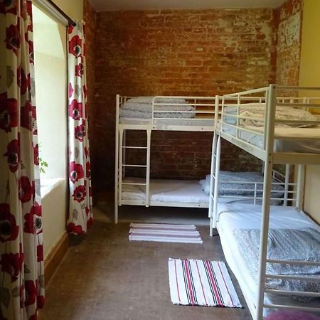 Llanfyllin Workhouse - Y Dolydd Hostel Luaran gambar